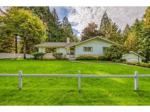 18767 Trillium Dr, West Linn, OR 97068