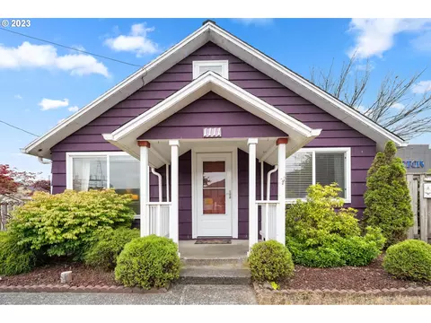 1111 9th Ave, Seaside, OR 97138