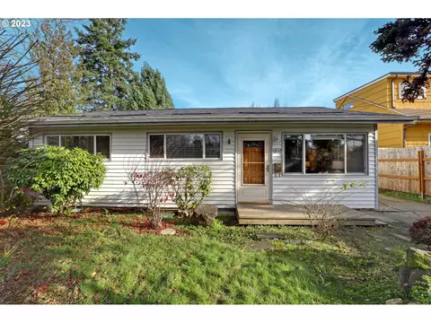 4828 NE 76th Ave, Portland, OR 97218