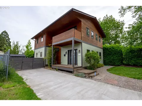 4925 SE Henry St, Portland, OR 97206