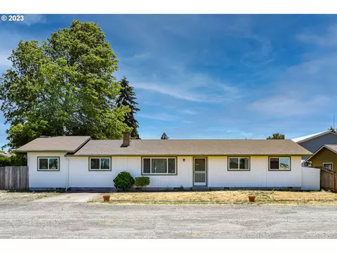 4840 Jessen Dr, Eugene, OR 97402