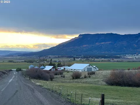 68196 Myers Rd, Summerville, OR 97876