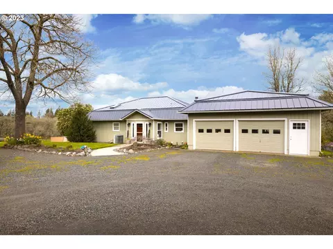 9470 SW Laughter Ln, Amity, OR 97101