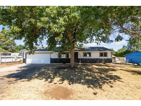 15310 NE 28th St, Vancouver, WA 98660