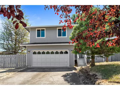 2336 SW Kendall Ct, Troutdale, OR 97060