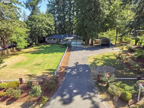 11750 SE Wildwood Dr, Damascus, OR 97089