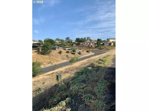 802 N Main St, Pendleton, OR 97801 photo 11