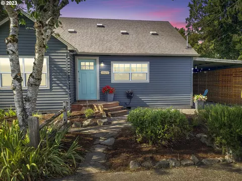 545 NE 17th St, Mcminnville, OR 97128