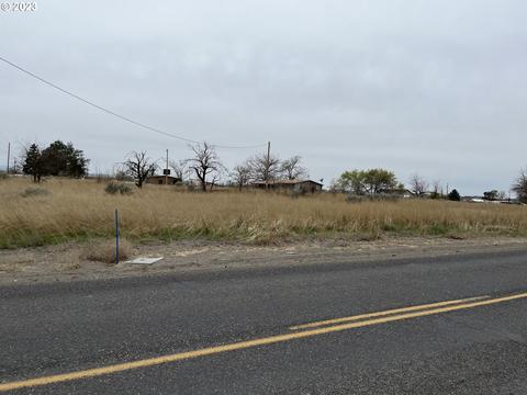 2455 NE 7th St, Hermiston, OR 97838