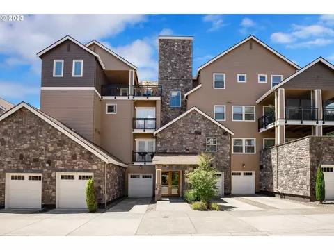 11645 SE Wingspan Way #B7, Happy Valley, OR 97086