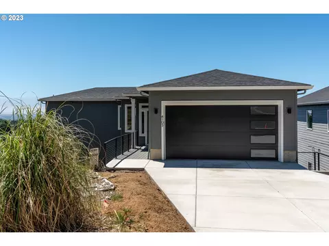 4103 SE Keel Way, Lincoln City, OR 97367