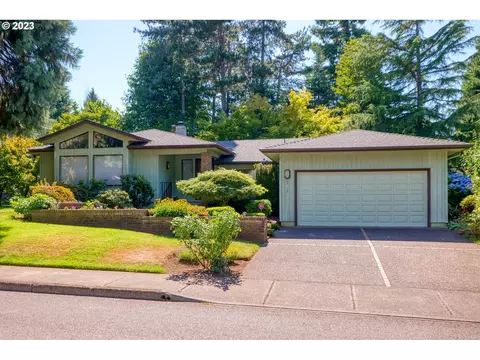 1760 SE Cinnamon Hill Dr, Salem, OR 97306