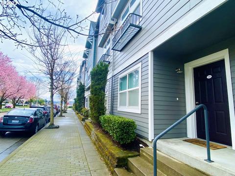 786 SE Fairwinds Loop, Vancouver, WA 98661