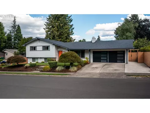 7650 SW Hillcrest Pl, Beaverton, OR 97008