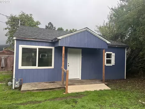 997 Cornutt St, Myrtle Creek, OR 97457