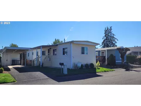 835 SE 1st Ave #45, Canby, OR 97013