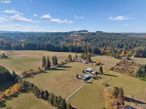 19115 S Ridge Rd, Oregon City, OR 97045