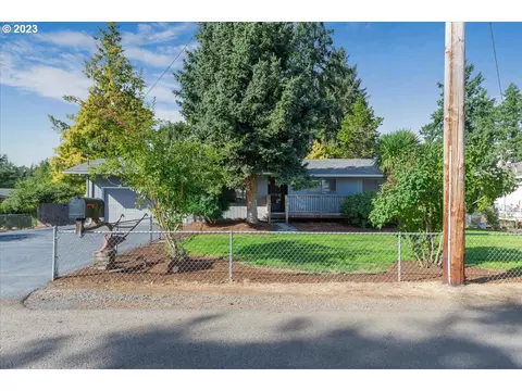 14823 Ottaway Rd NE, Aurora, OR 97002