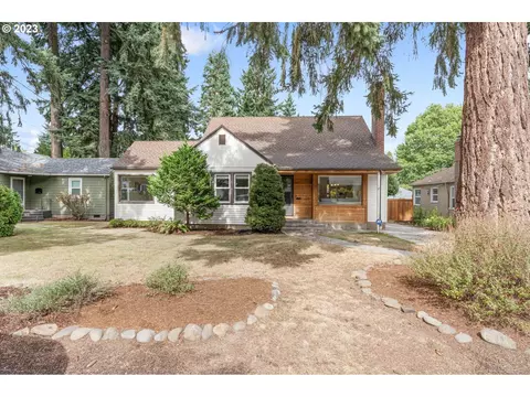10005 NE Mason St, Portland, OR 97220
