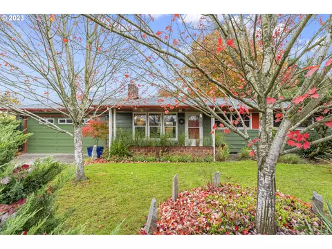 2122 SE 96th Ave, Portland, OR 97216
