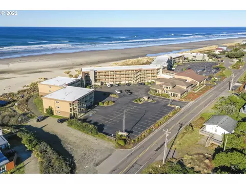 88416 1st Ave #325, Florence, OR 97439