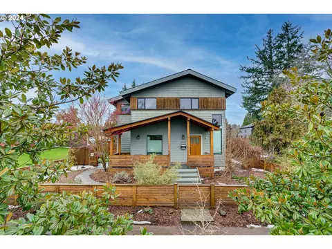 5903 SE 49th Ave, Portland, OR 97206