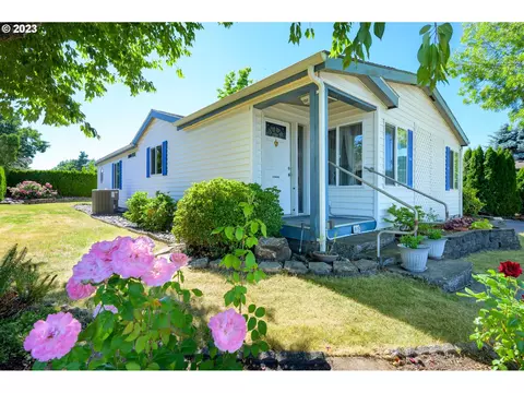 1145 SW Cypress St #85, Mcminnville, OR 97128