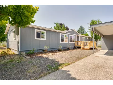 1145 SW Cypress St #44, Mcminnville, OR 97128