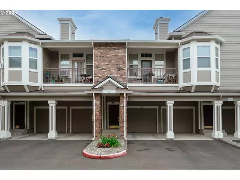 1210 NE 63rd Way #907, Hillsboro, OR 97124