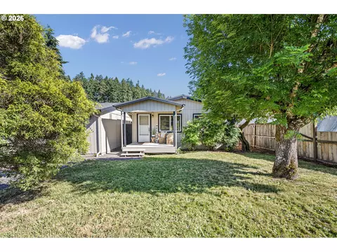 5949 Lilac Ln, Springfield, OR 97478 photo 3