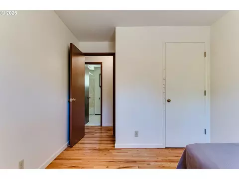 450 W 28th Ave, Eugene, OR 97405 photo 25