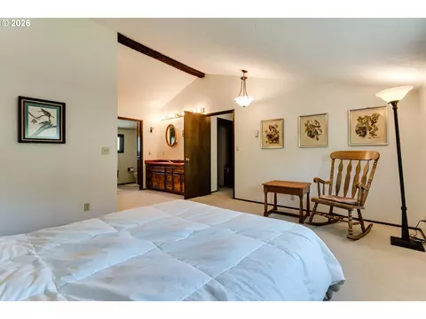 450 W 28th Ave, Eugene, OR 97405 photo 29