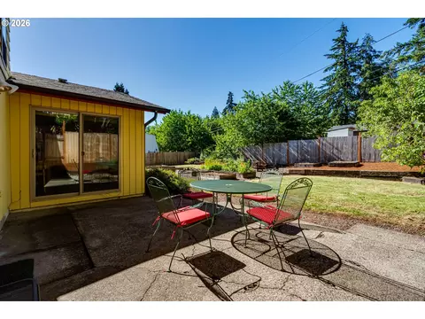 450 W 28th Ave, Eugene, OR 97405 photo 38