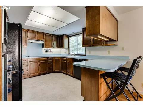 450 W 28th Ave, Eugene, OR 97405 photo 14
