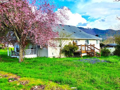 280 E 2nd St, Lowell, OR 97452 photo 1
