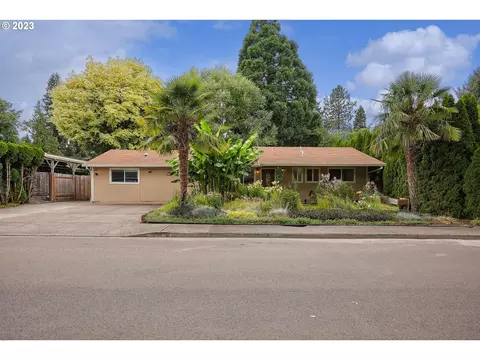 1017 NW 2nd Ave, Hillsboro, OR 97124