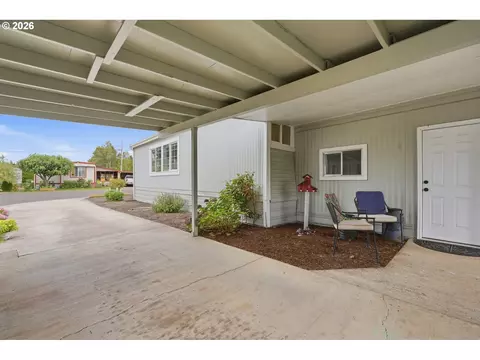 Exterior - 3486 Rainbow Loop #28, Hubbard, OR 97032 photo 2 of 5
