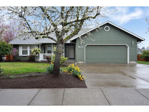 641 Lone Oaks Loop, Silverton, OR 97381 photo 1