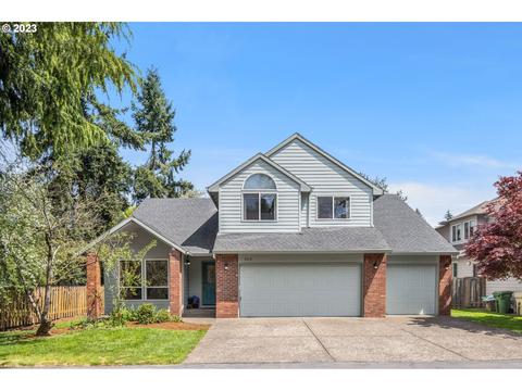 9515 SW Cherry Ln, Tualatin, OR 97062