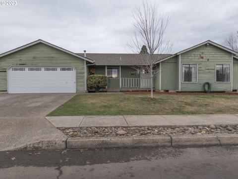 2833 NE 26th St, Gresham, OR 97030 photo 1