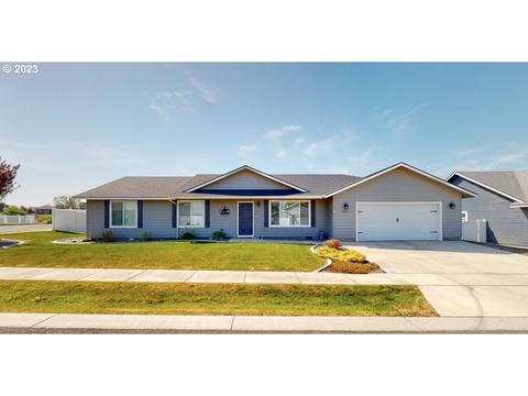 303 SW Desert Sky Dr, Hermiston, OR 97838