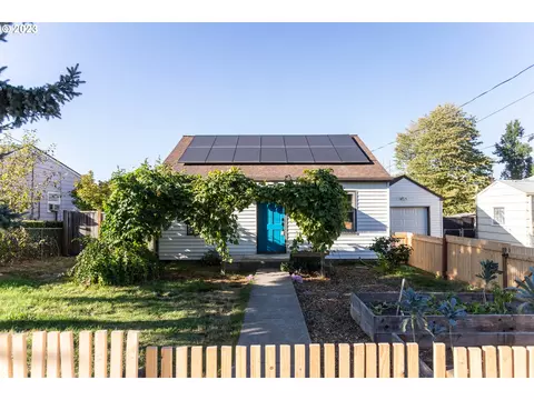 8963 NEmerson St, Portland, OR 97220