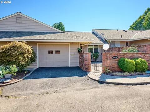 16920 SW Matador Ln, King City, OR 97224