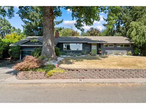 6309 SW Luradel St, Portland, OR 97219