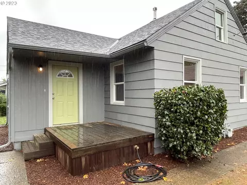 464 SE Hankel St, Dallas, OR 97338