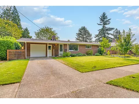 4209 NW Daniels St, Vancouver, WA 98660