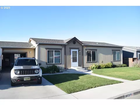 3073 SW River View Dr, Pendleton, OR 97801