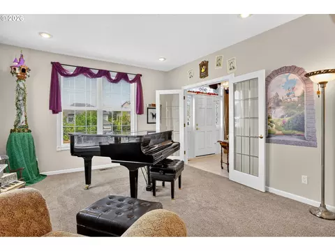 Entry Way - 4150 SW 25th Ct, Gresham, OR 97080 photo 2 of 5