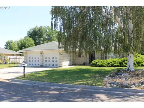 3600 9th Dr, Baker City, OR 97814