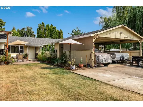198 S 4th Ave, Cornelius, OR 97113 photo 1